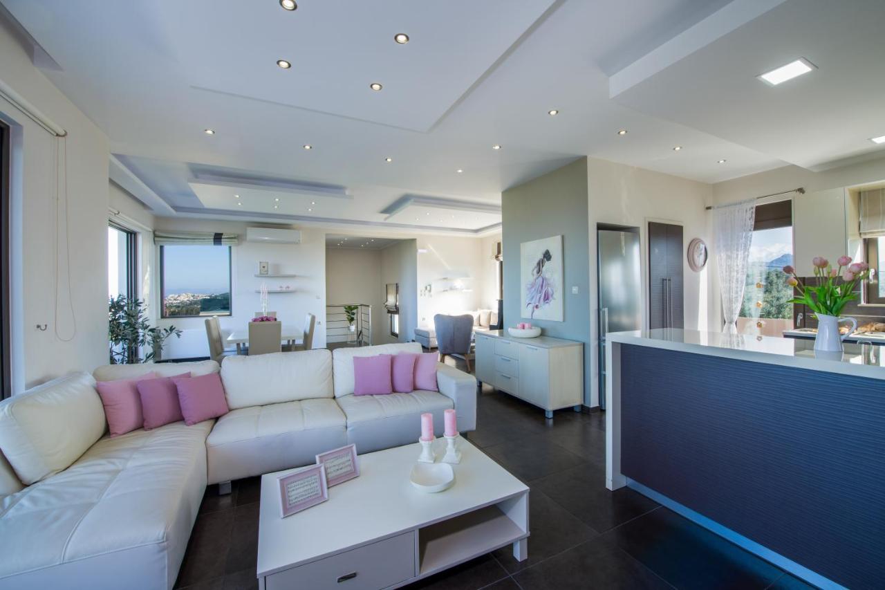 Villa Elisabeth View Gerani  Екстериор снимка